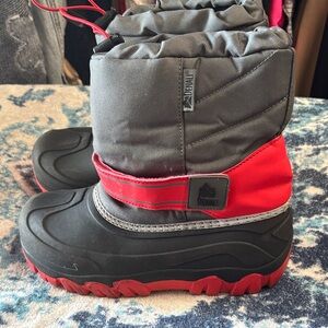 Denali Gray and Red Snow Boots